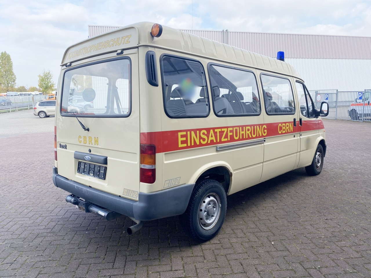 Leasa Ford Transit 2.5 4x2 Transit 2.5 4x2, Personentransporter, 8 Sitze Ford Transit 2.5 4x2 Transit 2.5 4x2, Personentransporter, 8 Sitze: bild 10 Leasa Ford Transit 2.5 4x2 Transit 2.5 4x2, Personentransporter, 8 Sitze Ford Transit 2.5 4x2 Transit 2.5 4x2, Personentransporter, 8 Sitze: bild 10