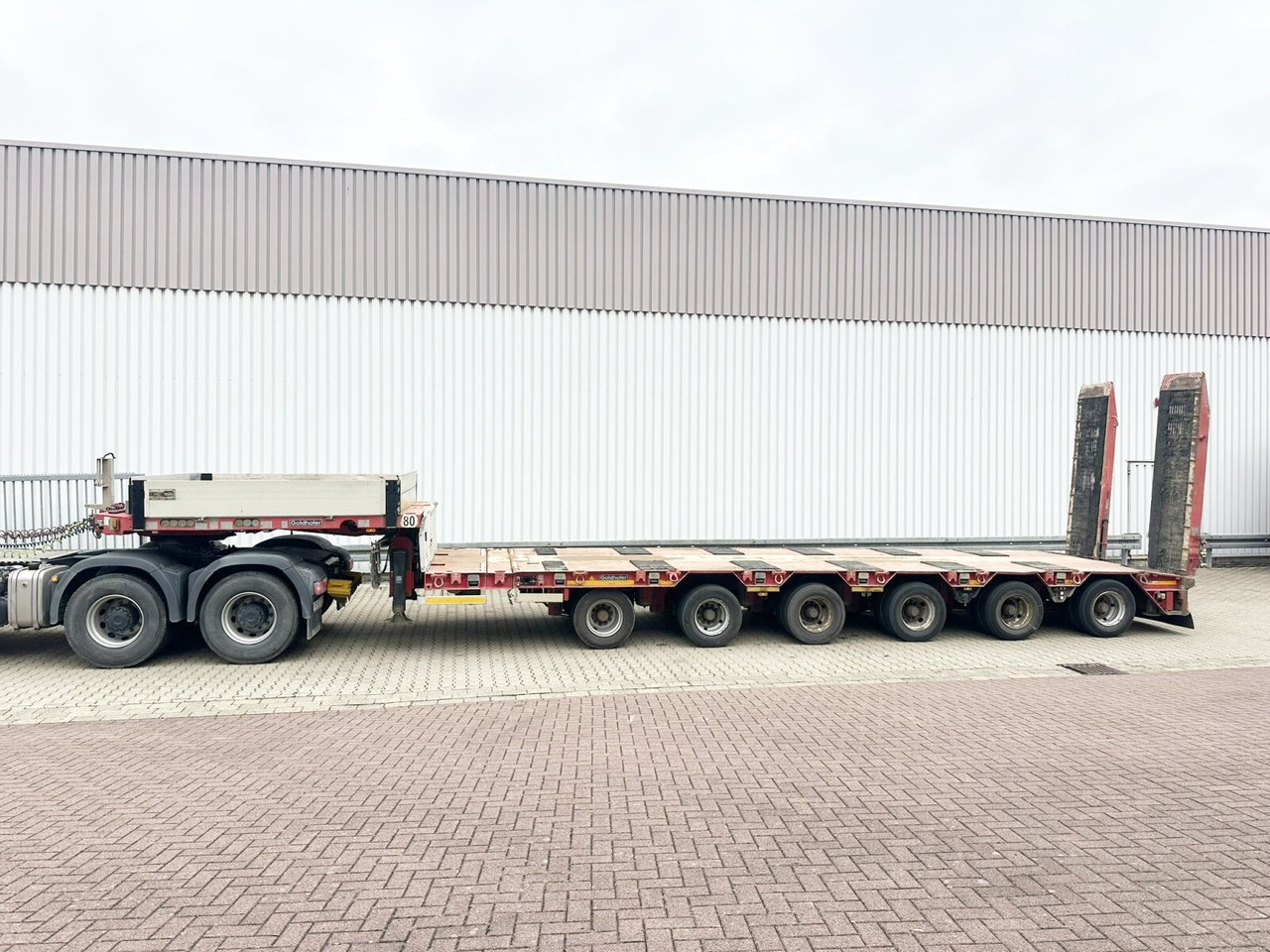 Goldhofer STZ L 6-67/80 A STZ-L 6-67/80 A, 6 Achsen, 86.000kg Ges.-Gew. - Låg lastare semitrailer: bild 3 Goldhofer STZ L 6-67/80 A STZ-L 6-67/80 A, 6 Achsen, 86.000kg Ges.-Gew. - Låg lastare semitrailer: bild 3