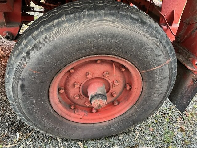 Gummiwagen 2-Seiten-Kippanhänger Gummiwagen 2-Seiten-Kippanhänger - Tippsläp: bild 4 Gummiwagen 2-Seiten-Kippanhänger Gummiwagen 2-Seiten-Kippanhänger - Tippsläp: bild 4