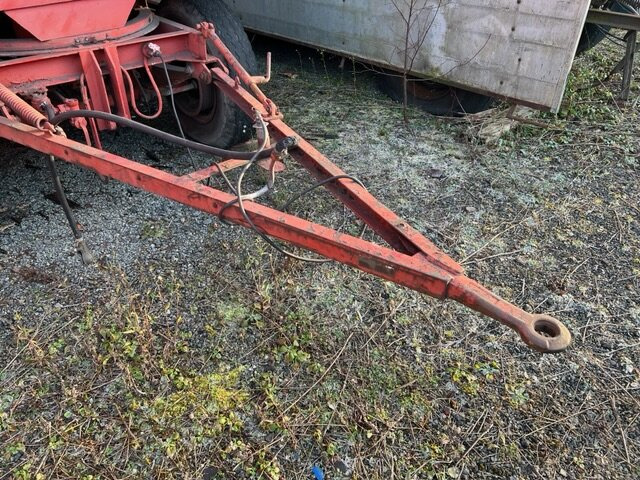 Gummiwagen 2-Seiten-Kippanhänger Gummiwagen 2-Seiten-Kippanhänger - Tippsläp: bild 3 Gummiwagen 2-Seiten-Kippanhänger Gummiwagen 2-Seiten-Kippanhänger - Tippsläp: bild 3