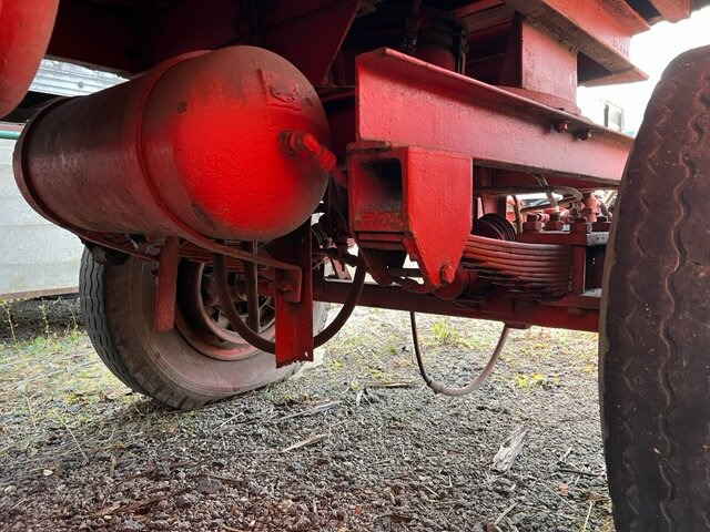 Gummiwagen 2-Seiten-Kippanhänger Gummiwagen 2-Seiten-Kippanhänger - Tippsläp: bild 2 Gummiwagen 2-Seiten-Kippanhänger Gummiwagen 2-Seiten-Kippanhänger - Tippsläp: bild 2