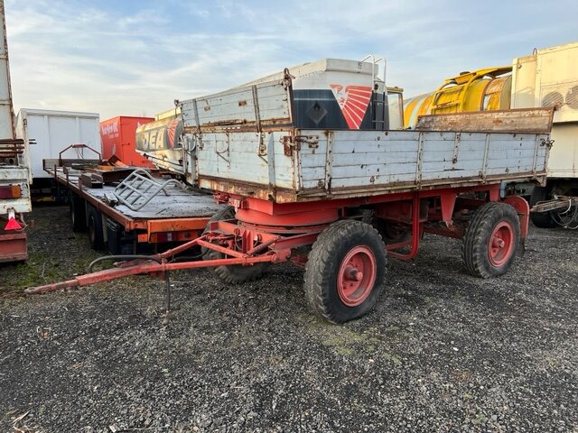 Gummiwagen 3-Seiten-Kippanhänger Gummiwagen 3-Seiten-Kippanhänger - Tippsläp: bild 1 Gummiwagen 3-Seiten-Kippanhänger Gummiwagen 3-Seiten-Kippanhänger - Tippsläp: bild 1