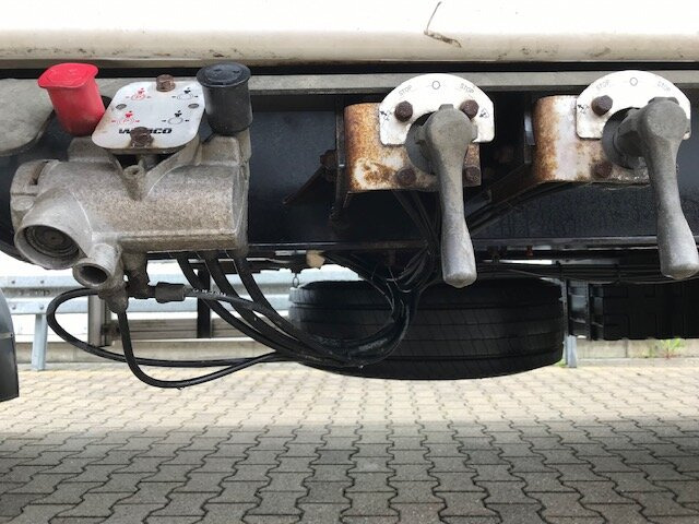 HDK 1860 HDK 1860 Hinterkippmulde ca. 28m³ mit Seperatmotor, eigene Hydraulik - Tippsläp: bild 3 HDK 1860 HDK 1860 Hinterkippmulde ca. 28m³ mit Seperatmotor, eigene Hydraulik - Tippsläp: bild 3