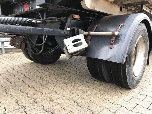 HDK 1860 HDK 1860 Hinterkippmulde ca. 28m³ mit Seperatmotor, eigene Hydraulik - Tippsläp: bild 4 HDK 1860 HDK 1860 Hinterkippmulde ca. 28m³ mit Seperatmotor, eigene Hydraulik - Tippsläp: bild 4