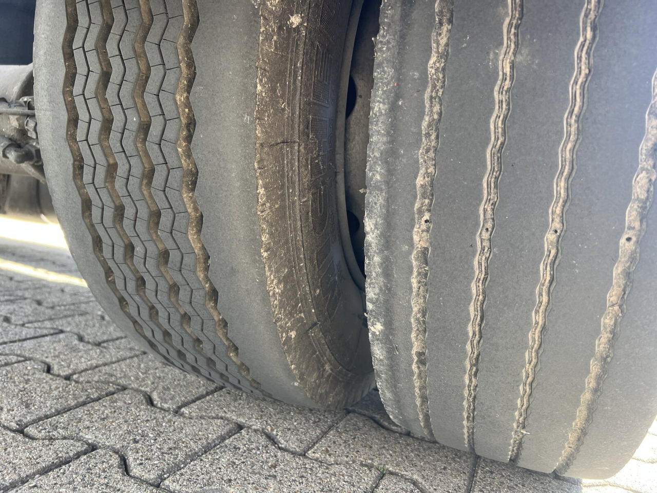 HSA 18.65 Schlittenabroller HUEFFERMANN HSA 18.65 Schlittenabroller - Lastväxlarsläp/ Liftdumpersläp: bild 3 HSA 18.65 Schlittenabroller HUEFFERMANN HSA 18.65 Schlittenabroller - Lastväxlarsläp/ Liftdumpersläp: bild 3