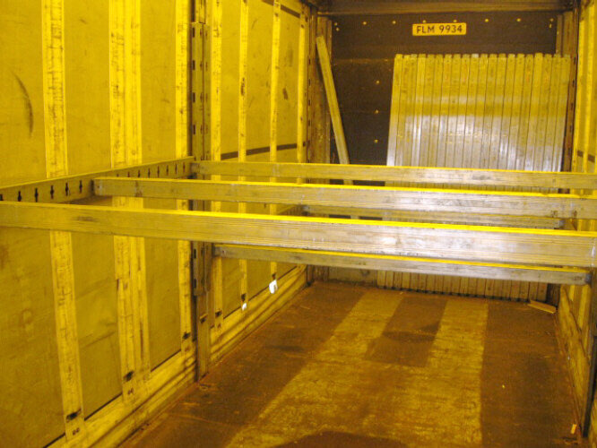 Hoffmann HSE - HSE, Jumbo, Mega - Kapelltrailer: bild 3 Hoffmann HSE - HSE, Jumbo, Mega - Kapelltrailer: bild 3