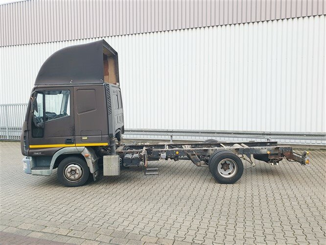 Iveco EuroCargo 75 E 17/4x2 EuroCargo 75 E 17/4x2, 6x VORHANDEN! - Chassi lastbil: bild 3 Iveco EuroCargo 75 E 17/4x2 EuroCargo 75 E 17/4x2, 6x VORHANDEN! - Chassi lastbil: bild 3