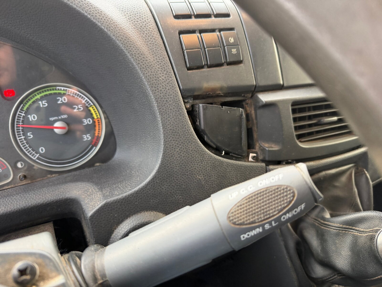 Iveco EuroCargo ML75E16 4x2 EuroCargo ML75E16 4x2, City-Abroller - Lastväxlare lastbil: bild 5 Iveco EuroCargo ML75E16 4x2 EuroCargo ML75E16 4x2, City-Abroller - Lastväxlare lastbil: bild 5