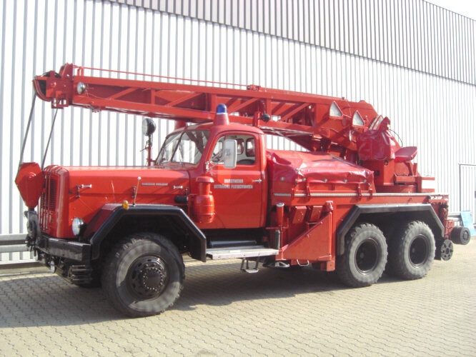 MAGIRUS URANUS 250D22 KW 16 MAGIRUS URANUS 250D22 KW 16 Feuerwehr Kranwagen - Släck/ Räddningsvagn: bild 1 MAGIRUS URANUS 250D22 KW 16 MAGIRUS URANUS 250D22 KW 16 Feuerwehr Kranwagen - Släck/ Räddningsvagn: bild 1