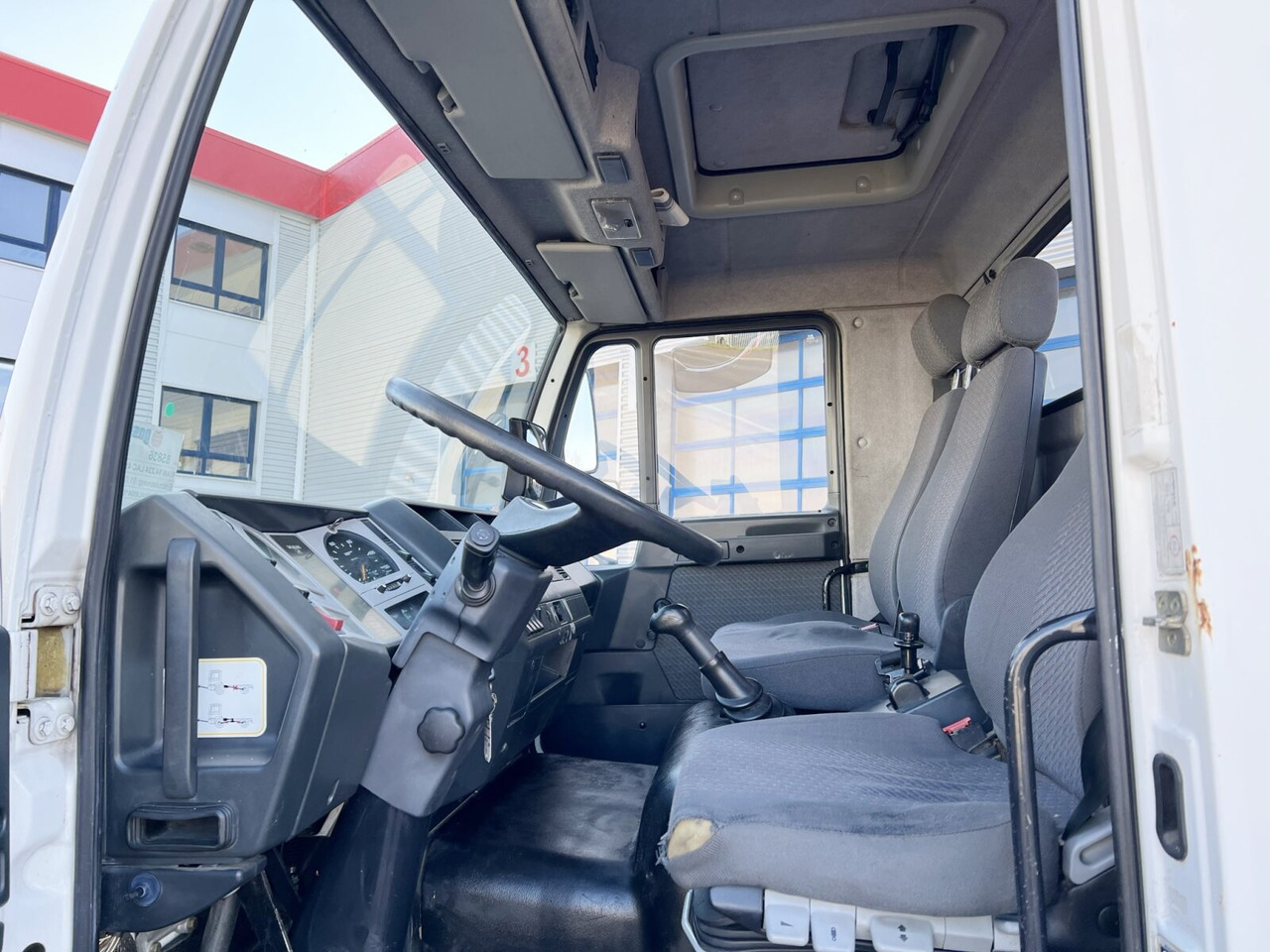 MAN 14.224 LAC 4x4 BB 14.224 LAC 4x4 BB mit Kran Atlas 100.1 - Kranbil, Flakbil: bild 3 MAN 14.224 LAC 4x4 BB 14.224 LAC 4x4 BB mit Kran Atlas 100.1 - Kranbil, Flakbil: bild 3