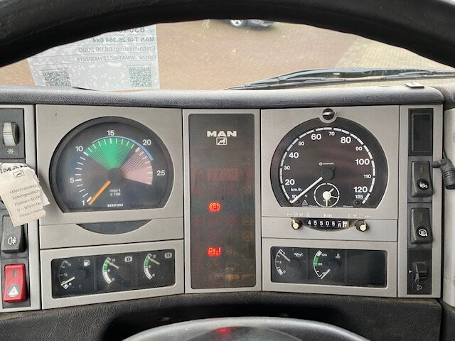 MAN T40 26.364/414 6x4, 6-Zylinder T40 26.364/414 6x4, 6-Zylinder - Lastväxlare lastbil: bild 4 MAN T40 26.364/414 6x4, 6-Zylinder T40 26.364/414 6x4, 6-Zylinder - Lastväxlare lastbil: bild 4
