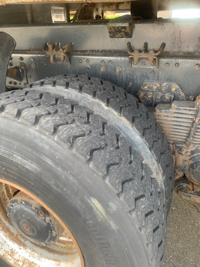 MAN T42 T42 6x6 - Tippbil lastbil: bild 5 MAN T42 T42 6x6 - Tippbil lastbil: bild 5