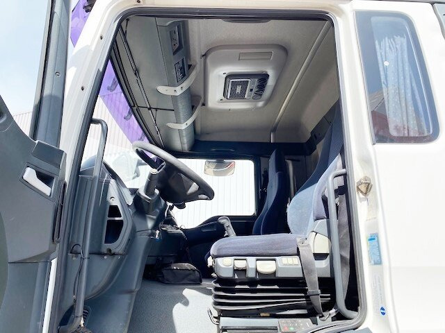 MAN TGA 18.400 4x2 BL TGA 18.400 4x2 BL Pritsche Heckkran PM17523 - Kranbil, Flakbil: bild 4 MAN TGA 18.400 4x2 BL TGA 18.400 4x2 BL Pritsche Heckkran PM17523 - Kranbil, Flakbil: bild 4