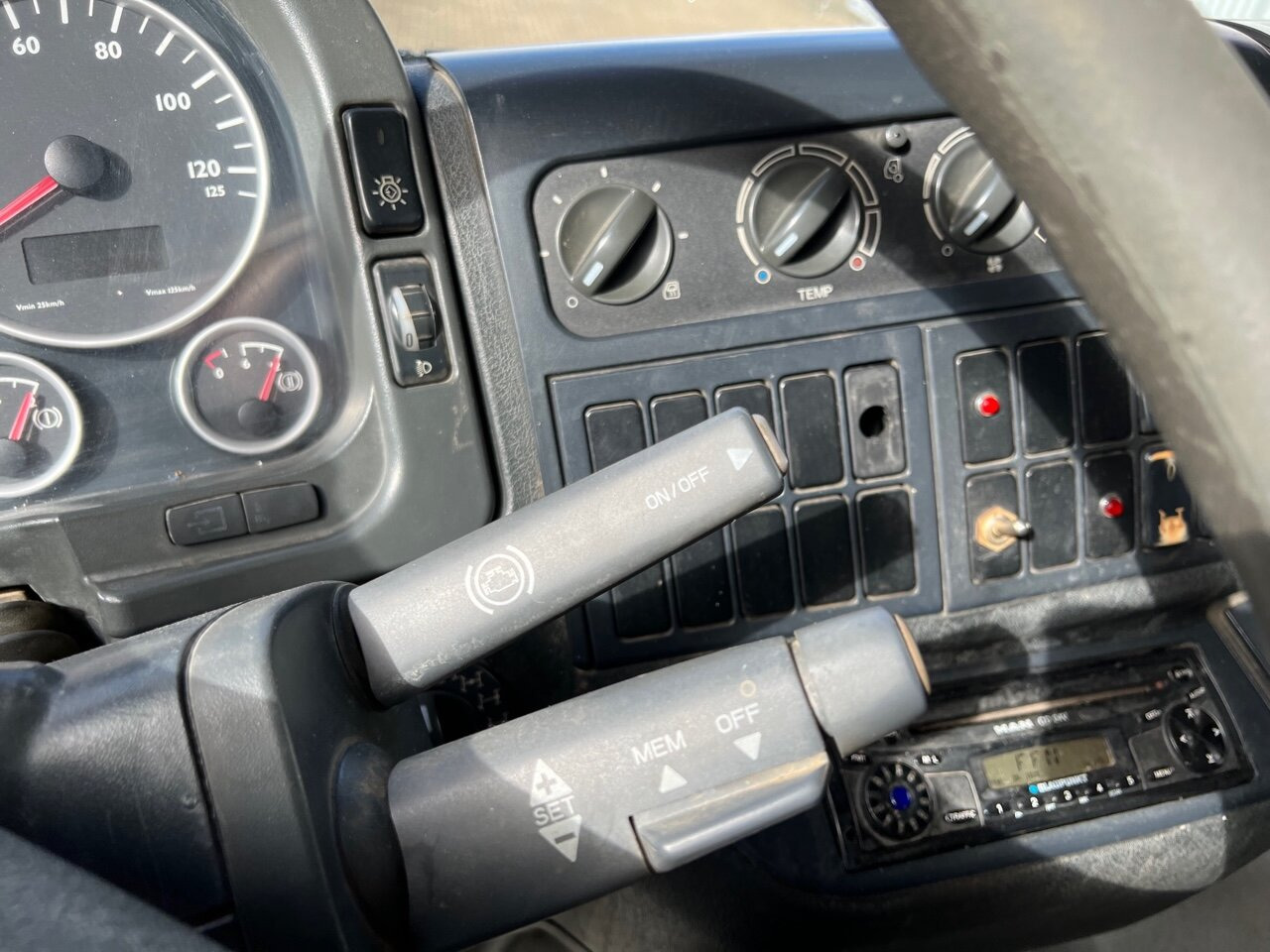 MAN TGA 26.310 6X6 BB TGA 26.310 6X6 BB - Lastväxlare lastbil: bild 4 MAN TGA 26.310 6X6 BB TGA 26.310 6X6 BB - Lastväxlare lastbil: bild 4