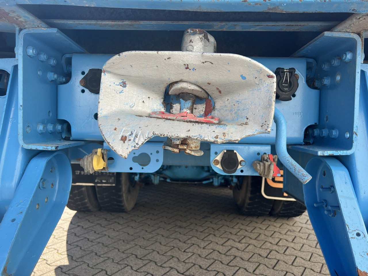 MAN TGA 26.310 6X6 BB TGA 26.310 6X6 BB mit Kran HMF 1253-K4, Funk - Kranbil, Flakbil: bild 3 MAN TGA 26.310 6X6 BB TGA 26.310 6X6 BB mit Kran HMF 1253-K4, Funk - Kranbil, Flakbil: bild 3