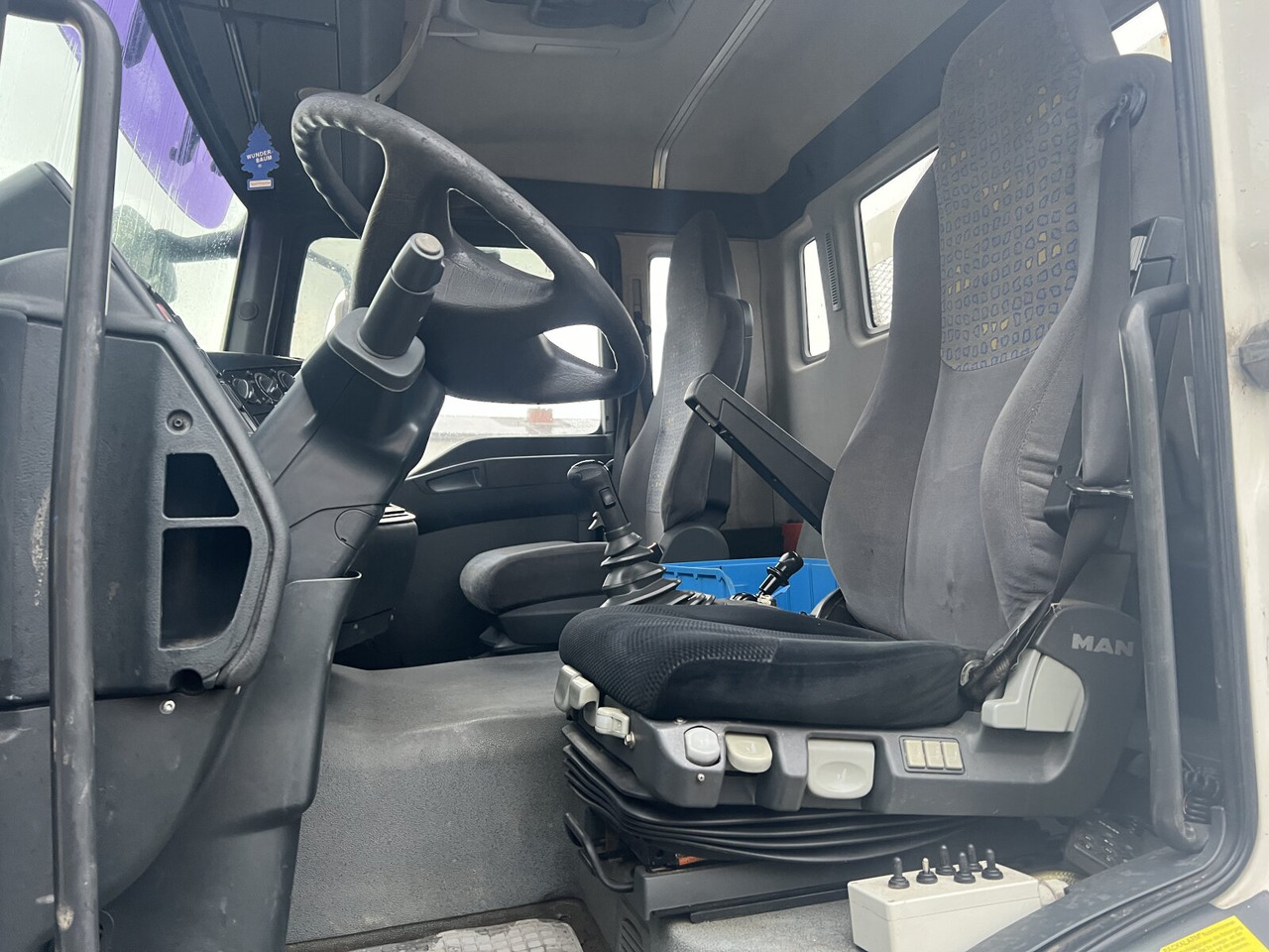 MAN TGA 26.360 6X2/4 BL TGA 26.360 6X2/4 BL, Vorlauf Lenk-Liftachse - Liftdumper lastbil: bild 2 MAN TGA 26.360 6X2/4 BL TGA 26.360 6X2/4 BL, Vorlauf Lenk-Liftachse - Liftdumper lastbil: bild 2