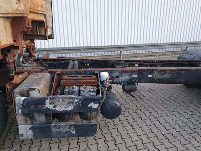 MAN TGA 26.440 6x2 BL Brandschaden TGA 26.440 6x2 BL Brandschaden - Chassi lastbil: bild 2 MAN TGA 26.440 6x2 BL Brandschaden TGA 26.440 6x2 BL Brandschaden - Chassi lastbil: bild 2
