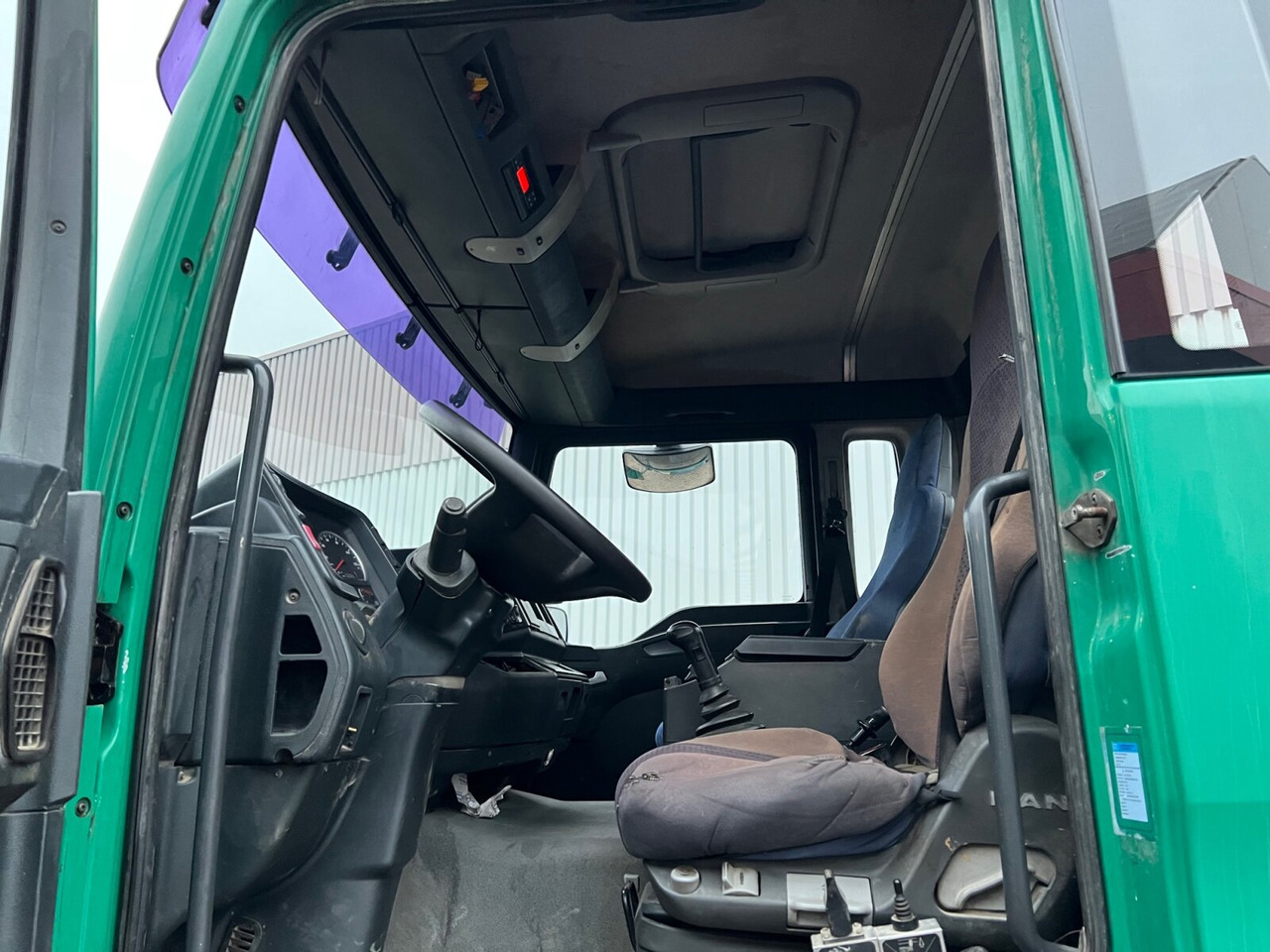 MAN TGA 26.463 6x4 BB TGA 26.463 6x4 BB - Lastväxlare lastbil: bild 2 MAN TGA 26.463 6x4 BB TGA 26.463 6x4 BB - Lastväxlare lastbil: bild 2