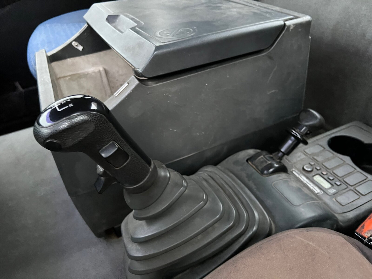 MAN TGA 26.463 6x4 BB TGA 26.463 6x4 BB - Lastväxlare lastbil: bild 5 MAN TGA 26.463 6x4 BB TGA 26.463 6x4 BB - Lastväxlare lastbil: bild 5