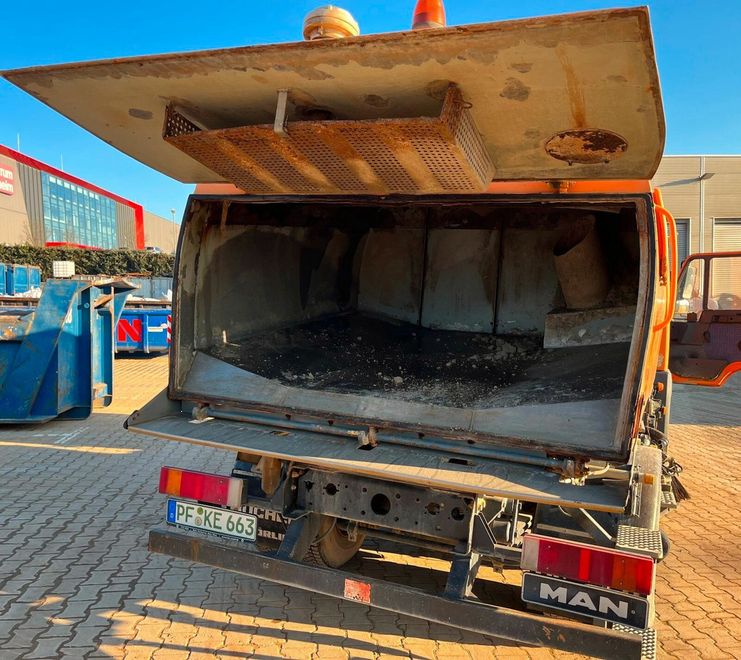 MAN TGL 12.180 TGL 12.180 , Bucher Kehrmaschine CF 50 - Sopmaskin: bild 3 MAN TGL 12.180 TGL 12.180 , Bucher Kehrmaschine CF 50 - Sopmaskin: bild 3