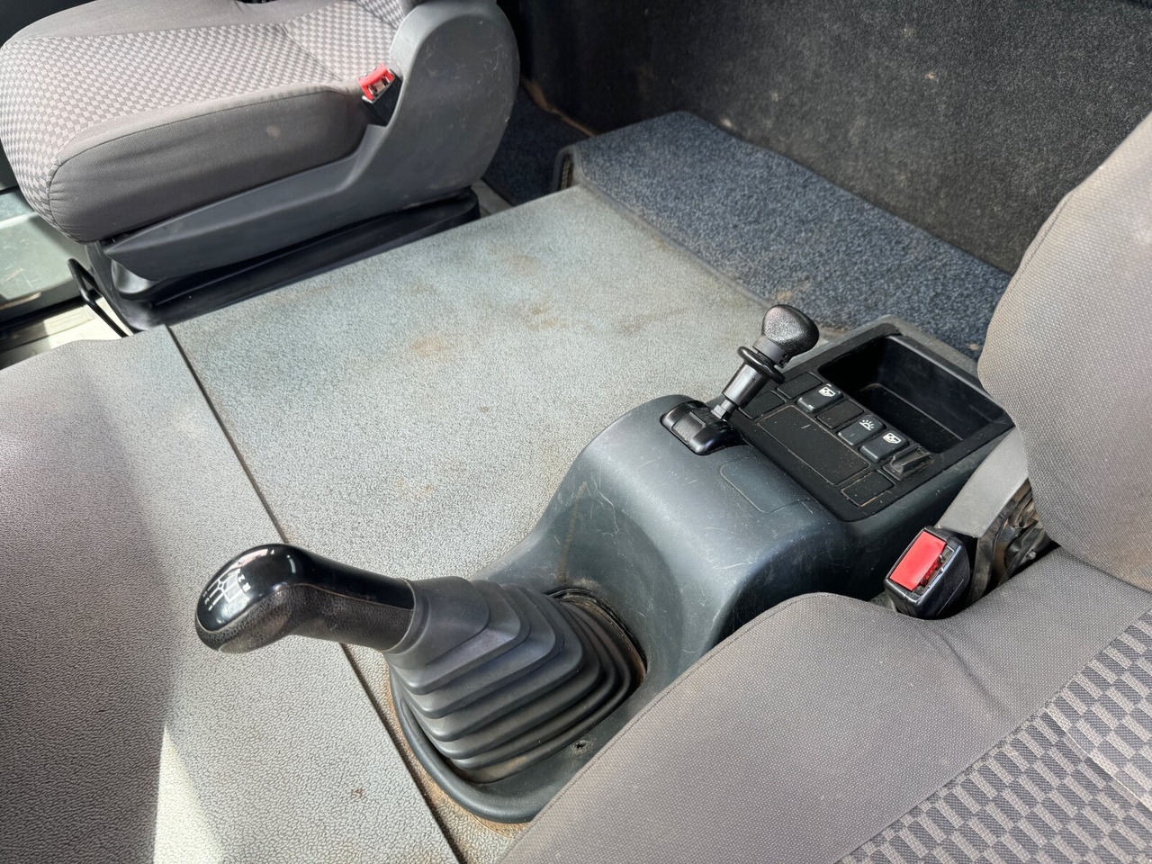 MAN TGL 8.180 4x2 BB Doka TGL 8.180 4x2 BB Doka, 2x AHK - Tippbil lastbil: bild 4 MAN TGL 8.180 4x2 BB Doka TGL 8.180 4x2 BB Doka, 2x AHK - Tippbil lastbil: bild 4