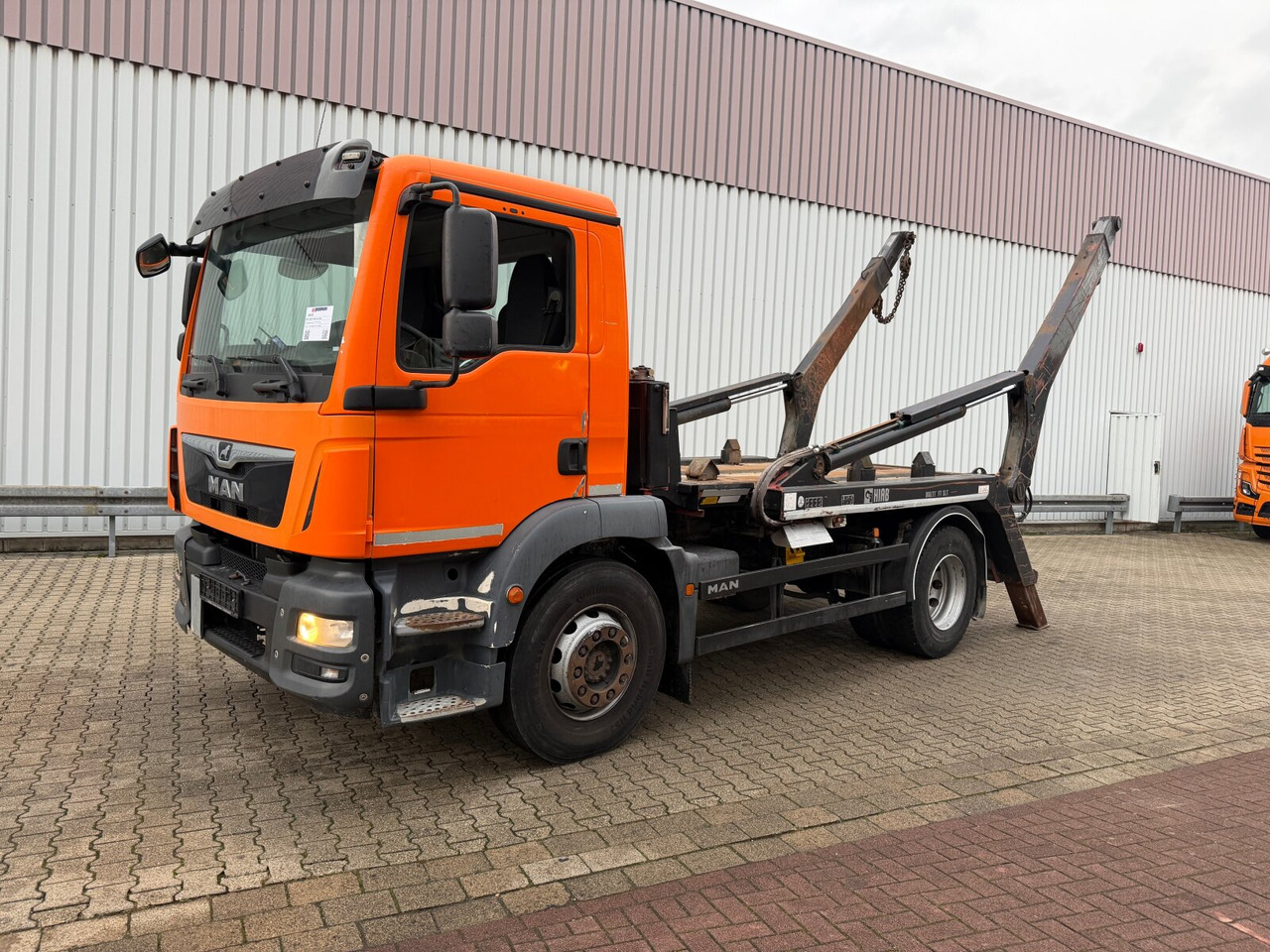 MAN TGM 18.290 4x2 BB TGM 18.290 4x2 BB, Tele-Absetzer - Liftdumper lastbil: bild 1 MAN TGM 18.290 4x2 BB TGM 18.290 4x2 BB, Tele-Absetzer - Liftdumper lastbil: bild 1