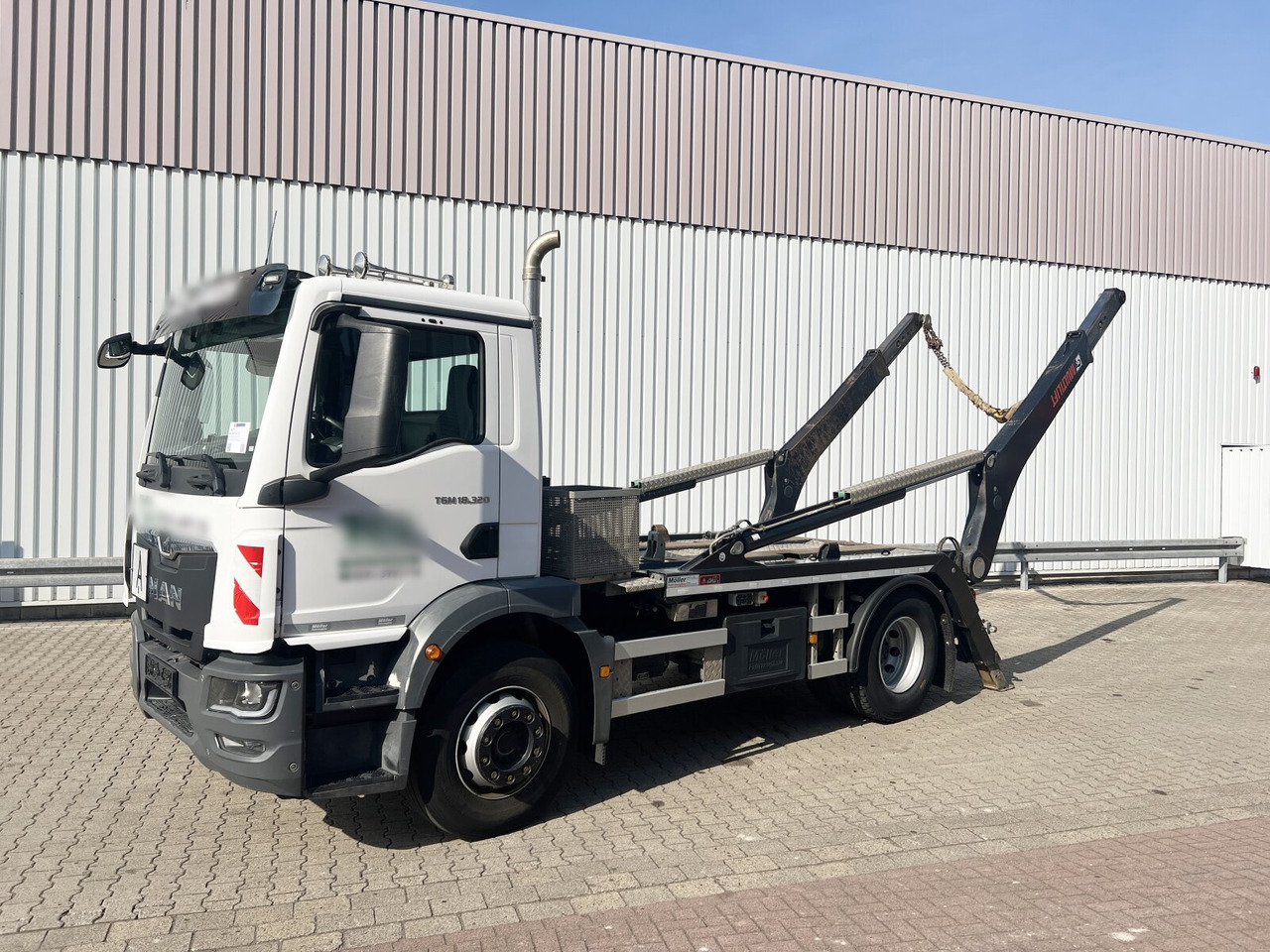 MAN TGM 18.320 4x2 BL TGM 18.320 4x2 BL, Hiab Tele-Absetzanlage, Funk - Liftdumper lastbil: bild 1 MAN TGM 18.320 4x2 BL TGM 18.320 4x2 BL, Hiab Tele-Absetzanlage, Funk - Liftdumper lastbil: bild 1