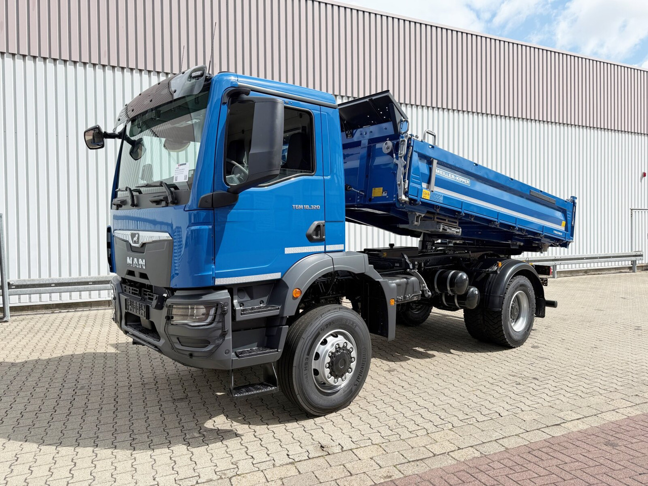 MAN TGM 18.320 4x4 BB CH TGM 18.320 4x4 BB CH, Navi, Meiller Trigenius - Tippbil lastbil: bild 1 MAN TGM 18.320 4x4 BB CH TGM 18.320 4x4 BB CH, Navi, Meiller Trigenius - Tippbil lastbil: bild 1