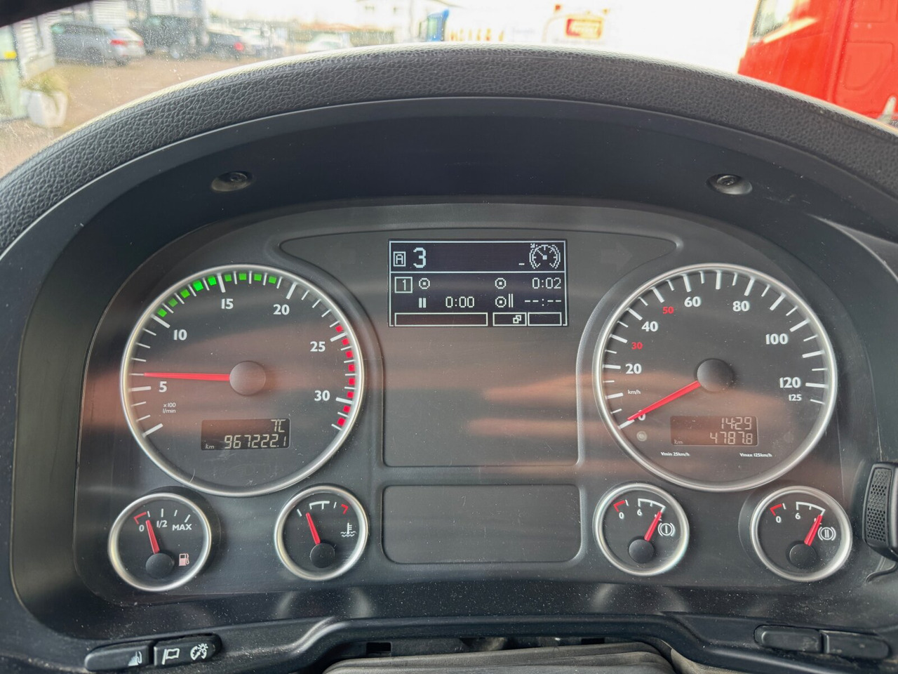 MAN TGS 26.400 6x2-4 BL TGS 26.400 6x2-4 BL, Lenk-/Liftachse, ADR, Esterer Tank ca. 20.150l, 4 Kammern - Tankbil: bild 4 MAN TGS 26.400 6x2-4 BL TGS 26.400 6x2-4 BL, Lenk-/Liftachse, ADR, Esterer Tank ca. 20.150l, 4 Kammern - Tankbil: bild 4