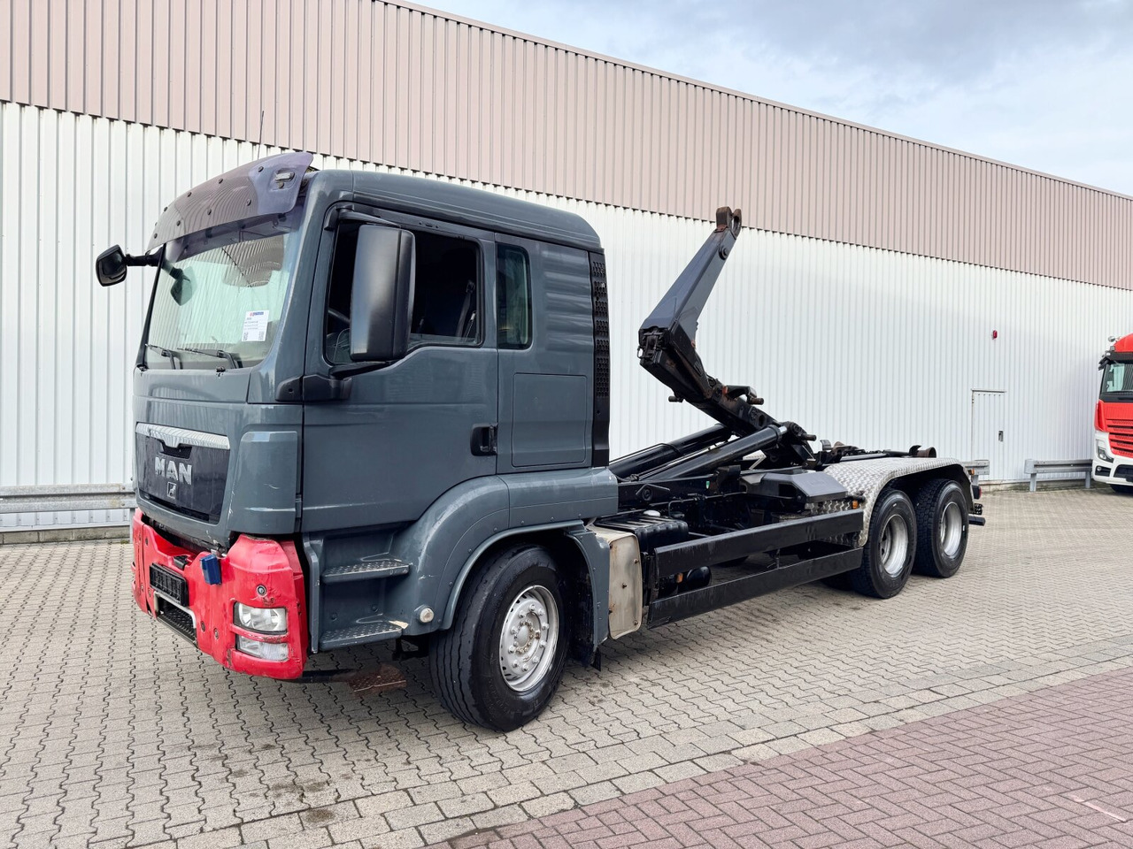 MAN TGS 26.440 6x4 BB TGS 26.440 6x4 BB, Meiller Schub-Knick - Lastväxlare lastbil: bild 1 MAN TGS 26.440 6x4 BB TGS 26.440 6x4 BB, Meiller Schub-Knick - Lastväxlare lastbil: bild 1