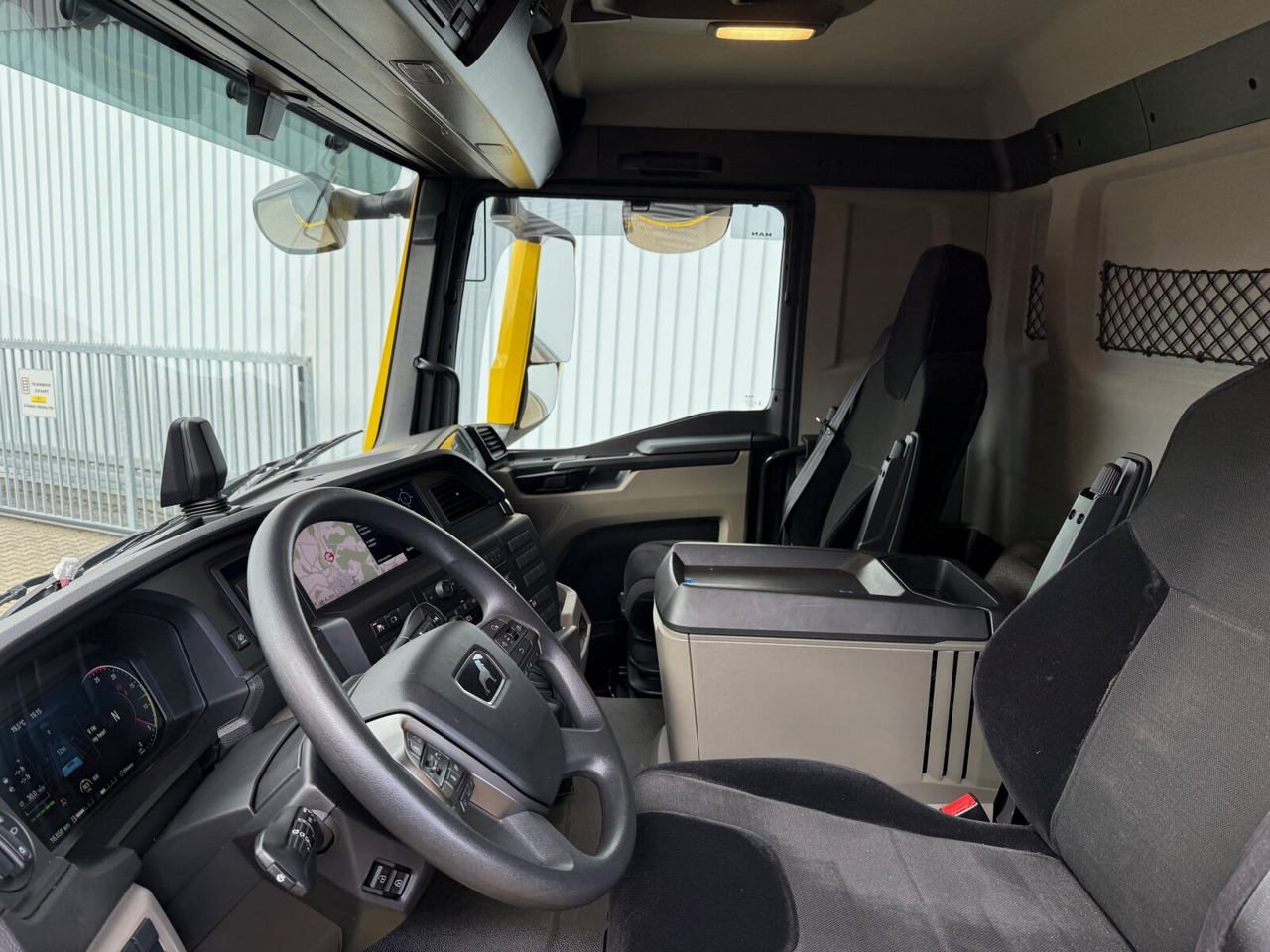 MAN TGS 26.470 6x6 BB TGS 26.470 6x6 BB, Hohe Bauart, Navi, Motorabtrieb, Bordmatik - Tippbil lastbil: bild 5 MAN TGS 26.470 6x6 BB TGS 26.470 6x6 BB, Hohe Bauart, Navi, Motorabtrieb, Bordmatik - Tippbil lastbil: bild 5