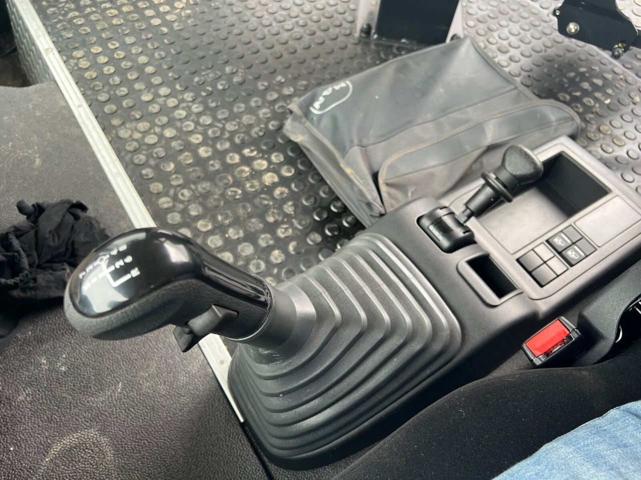 MAN TGS 33.360/440 6x4 BB TGS 33.360/440 6x4 BB, Häckslerkabine, NMV Nebenantrieb - Chassi lastbil: bild 5 MAN TGS 33.360/440 6x4 BB TGS 33.360/440 6x4 BB, Häckslerkabine, NMV Nebenantrieb - Chassi lastbil: bild 5