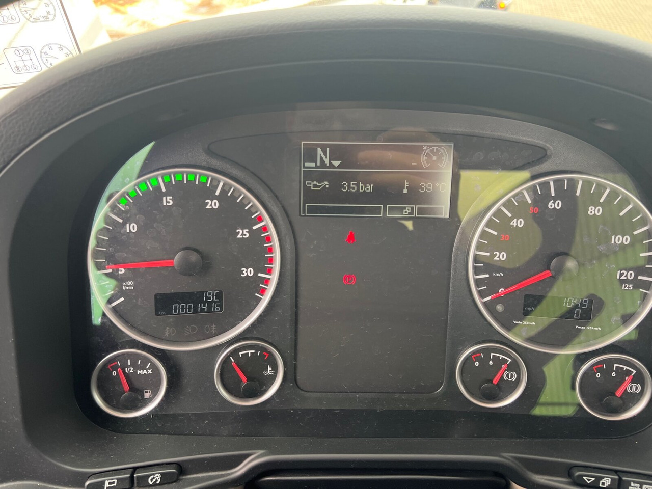 MAN TGS 33.360/440 6x4 BB TGS 33.360/440 6x4 BB, Häckslerkabine, NMV Nebenantrieb - Chassi lastbil: bild 4 MAN TGS 33.360/440 6x4 BB TGS 33.360/440 6x4 BB, Häckslerkabine, NMV Nebenantrieb - Chassi lastbil: bild 4