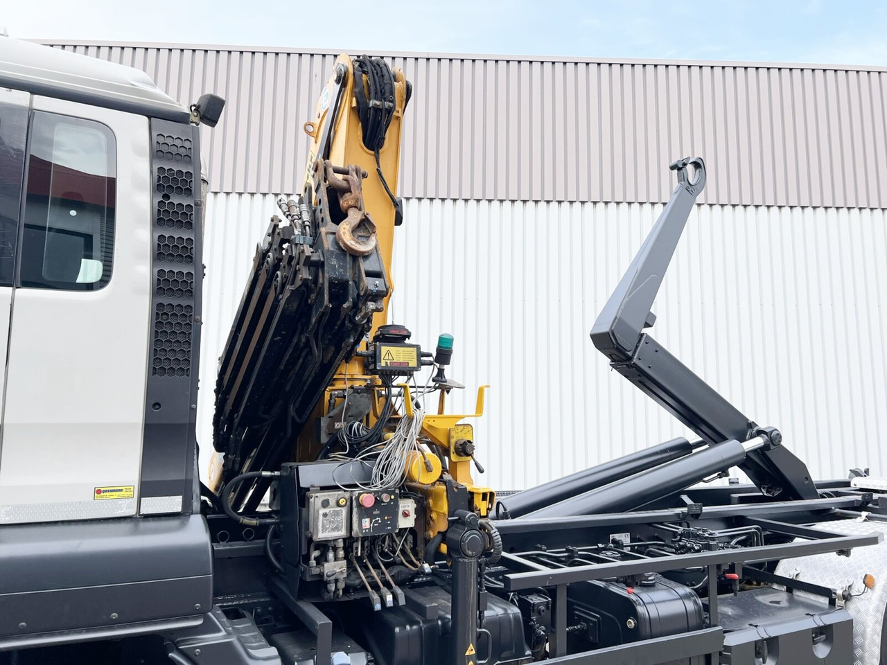 MAN TGS 33.440 6X4 BL TGS 33.440 6X4 BL mit Kran Effer 165-3S, Funk - Lastväxlare lastbil, Kranbil: bild 3 MAN TGS 33.440 6X4 BL TGS 33.440 6X4 BL mit Kran Effer 165-3S, Funk - Lastväxlare lastbil, Kranbil: bild 3