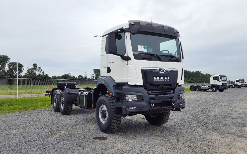 MAN TGS 33.440 6x6 BB CH TGS 33.440 6x6 BB CH, Euro2, Einzelbereifung - Chassi lastbil: bild 3 MAN TGS 33.440 6x6 BB CH TGS 33.440 6x6 BB CH, Euro2, Einzelbereifung - Chassi lastbil: bild 3