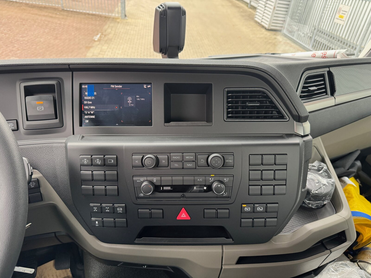 MAN TGS 33.440 BB 6x4 TGS 33.440 BB 6x4, Stahlmulde 12-16m³ - Dumper: bild 2 MAN TGS 33.440 BB 6x4 TGS 33.440 BB 6x4, Stahlmulde 12-16m³ - Dumper: bild 2