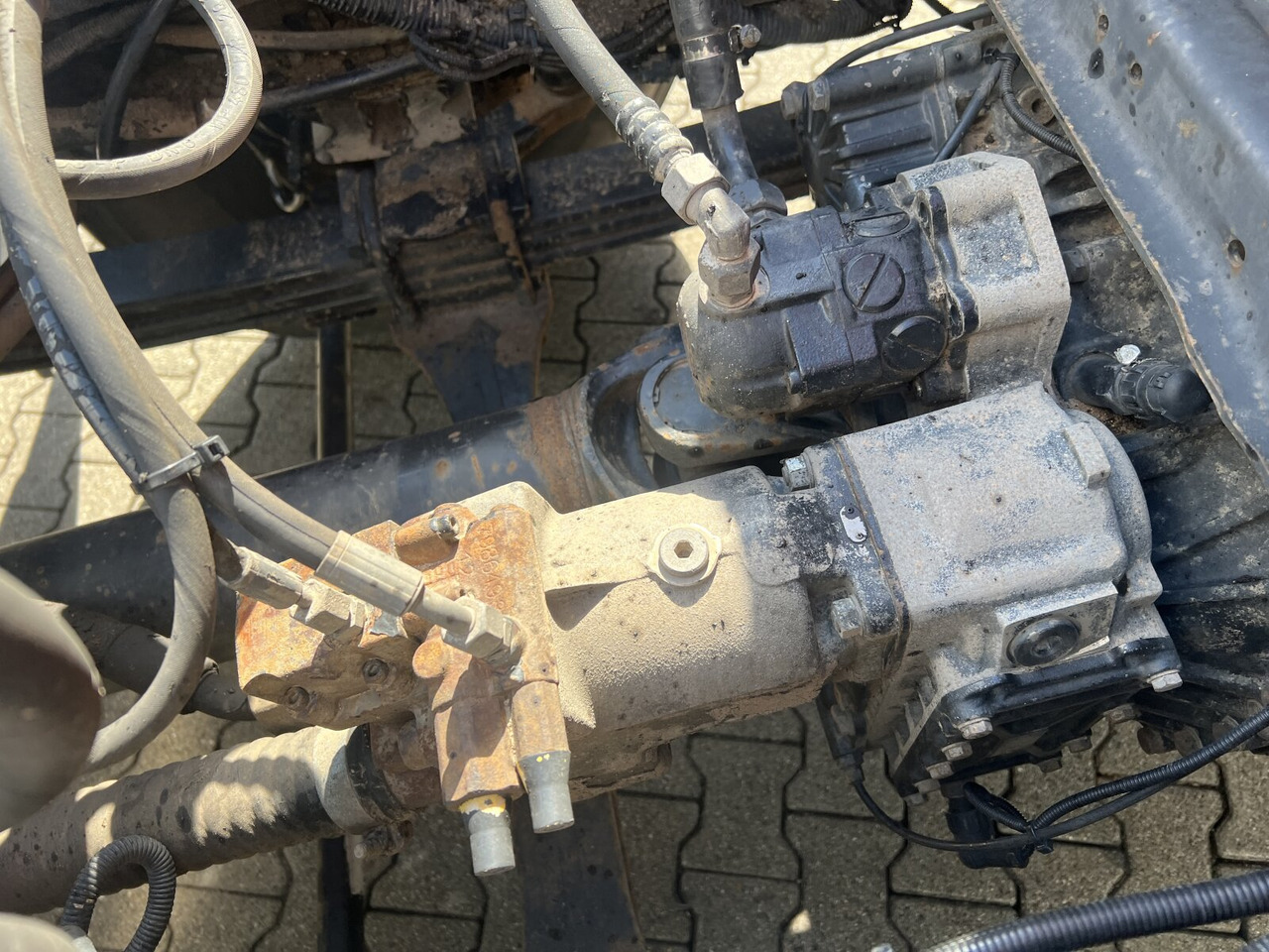 MAN TGS 35.440 8x4 BL TGS 35.440 8x4 BL, Meiller 19.62, Atlas Kran 135.2-A3, Funk - Lastväxlare lastbil, Kranbil: bild 4 MAN TGS 35.440 8x4 BL TGS 35.440 8x4 BL, Meiller 19.62, Atlas Kran 135.2-A3, Funk - Lastväxlare lastbil, Kranbil: bild 4