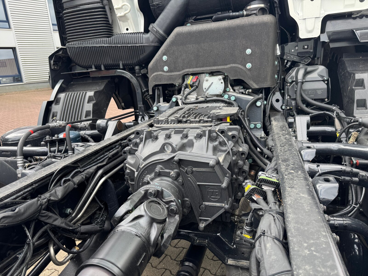 MAN TGS 35.480 8x8 BB CH TGS 35.480 8x8 BB CH, Hohe Bauart, Nebenantrieb - Tippbil lastbil: bild 2 MAN TGS 35.480 8x8 BB CH TGS 35.480 8x8 BB CH, Hohe Bauart, Nebenantrieb - Tippbil lastbil: bild 2