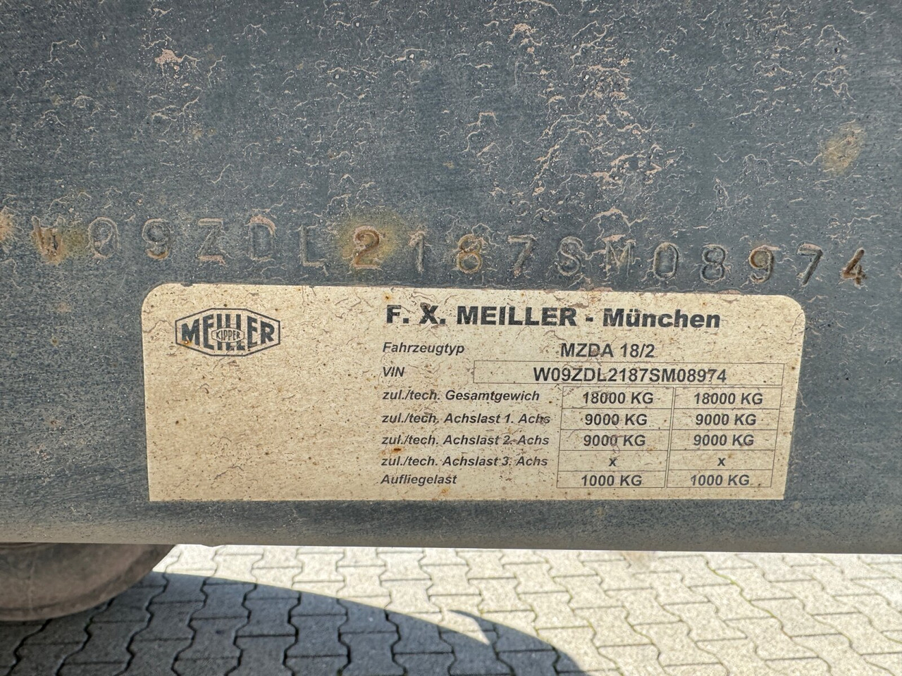 Meiller Meiller MZDA 18/2 Meiller MZDA 18/2, geteilte Alu-Bordwände, ca. 11m³ - Tippsläp: bild 3 Meiller Meiller MZDA 18/2 Meiller MZDA 18/2, geteilte Alu-Bordwände, ca. 11m³ - Tippsläp: bild 3