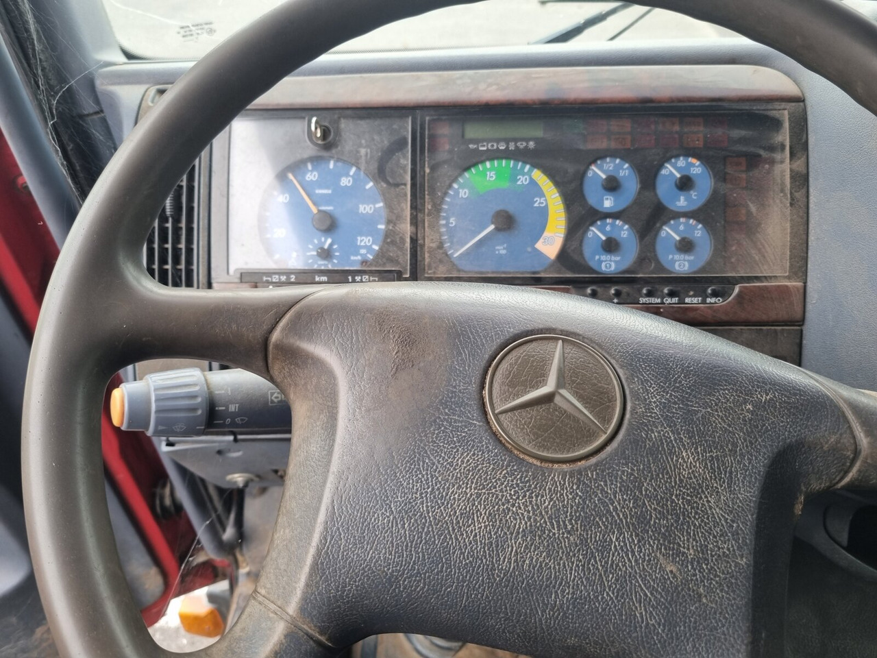 Mercedes-Benz - 1215 4x2 - Containerbil/ Växelflak lastbil: bild 4 Mercedes-Benz - 1215 4x2 - Containerbil/ Växelflak lastbil: bild 4