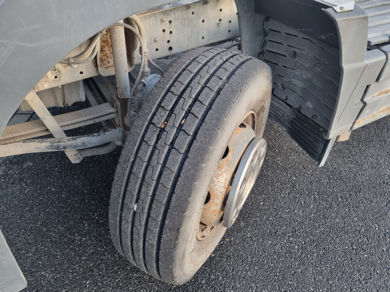 Mercedes-Benz - 1215 4x2 - Containerbil/ Växelflak lastbil: bild 5 Mercedes-Benz - 1215 4x2 - Containerbil/ Växelflak lastbil: bild 5