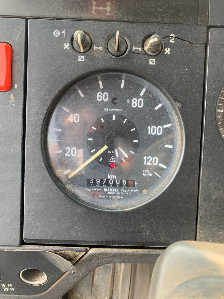 Mercedes-Benz -1722 1722 4x2 - Tippbil lastbil, Kranbil: bild 4 Mercedes-Benz -1722 1722 4x2 - Tippbil lastbil, Kranbil: bild 4