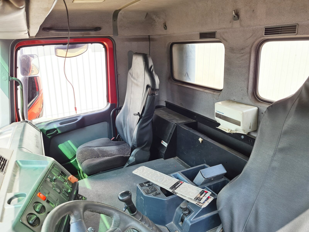 Mercedes-Benz Actros 1835 K 4x2 Actros 1835 K 4x2 - Chassi lastbil: bild 4 Mercedes-Benz Actros 1835 K 4x2 Actros 1835 K 4x2 - Chassi lastbil: bild 4