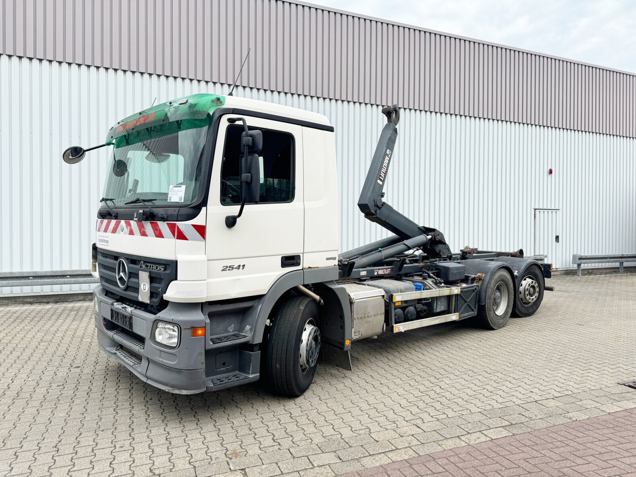 Mercedes-Benz Actros 2541 L 6x2 Actros 2541 L 6x2, Retader, Lenkachse - Lastväxlare lastbil: bild 1 Mercedes-Benz Actros 2541 L 6x2 Actros 2541 L 6x2, Retader, Lenkachse - Lastväxlare lastbil: bild 1