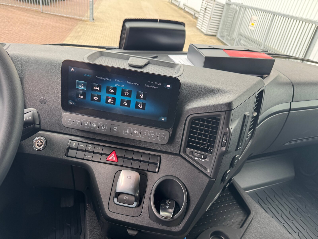 Mercedes-Benz Actros 2546 L 6x2 Actros 2546 L 6x2, Retarder, Lenk-/Lift, LED, Navi, ADR, MirrorCam, MultimediaCockpit - Chassi lastbil: bild 4 Mercedes-Benz Actros 2546 L 6x2 Actros 2546 L 6x2, Retarder, Lenk-/Lift, LED, Navi, ADR, MirrorCam, MultimediaCockpit - Chassi lastbil: bild 4