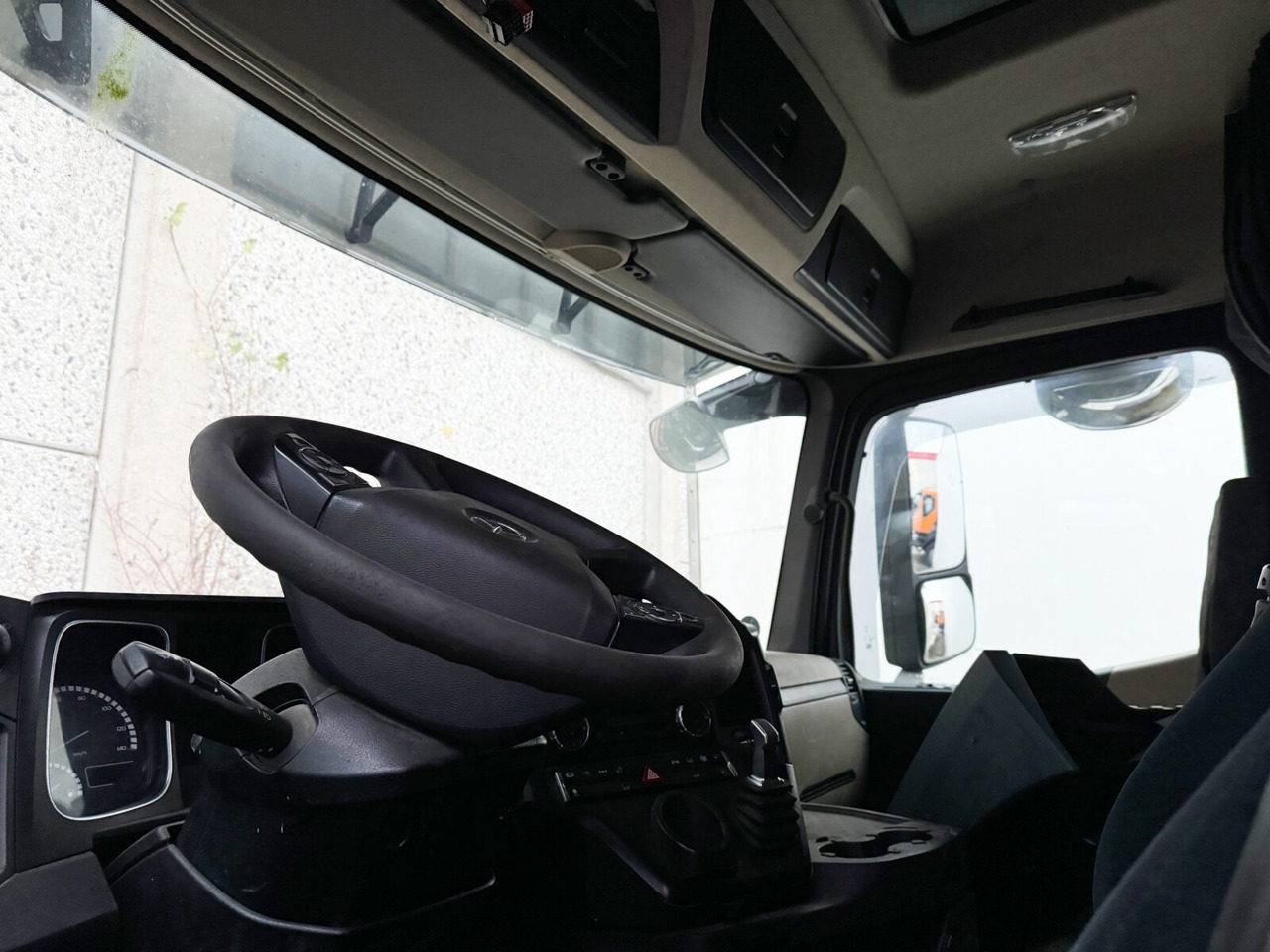 Mercedes-Benz Actros 2548 L 6x2, ERSATZTEILSPENDER! Actros 2548 L 6x2/46, Retarder, Lenk-/Liftachse, ERSATZTEILSPENDER! - Lastväxlare lastbil: bild 2 Mercedes-Benz Actros 2548 L 6x2, ERSATZTEILSPENDER! Actros 2548 L 6x2/46, Retarder, Lenk-/Liftachse, ERSATZTEILSPENDER! - Lastväxlare lastbil: bild 2