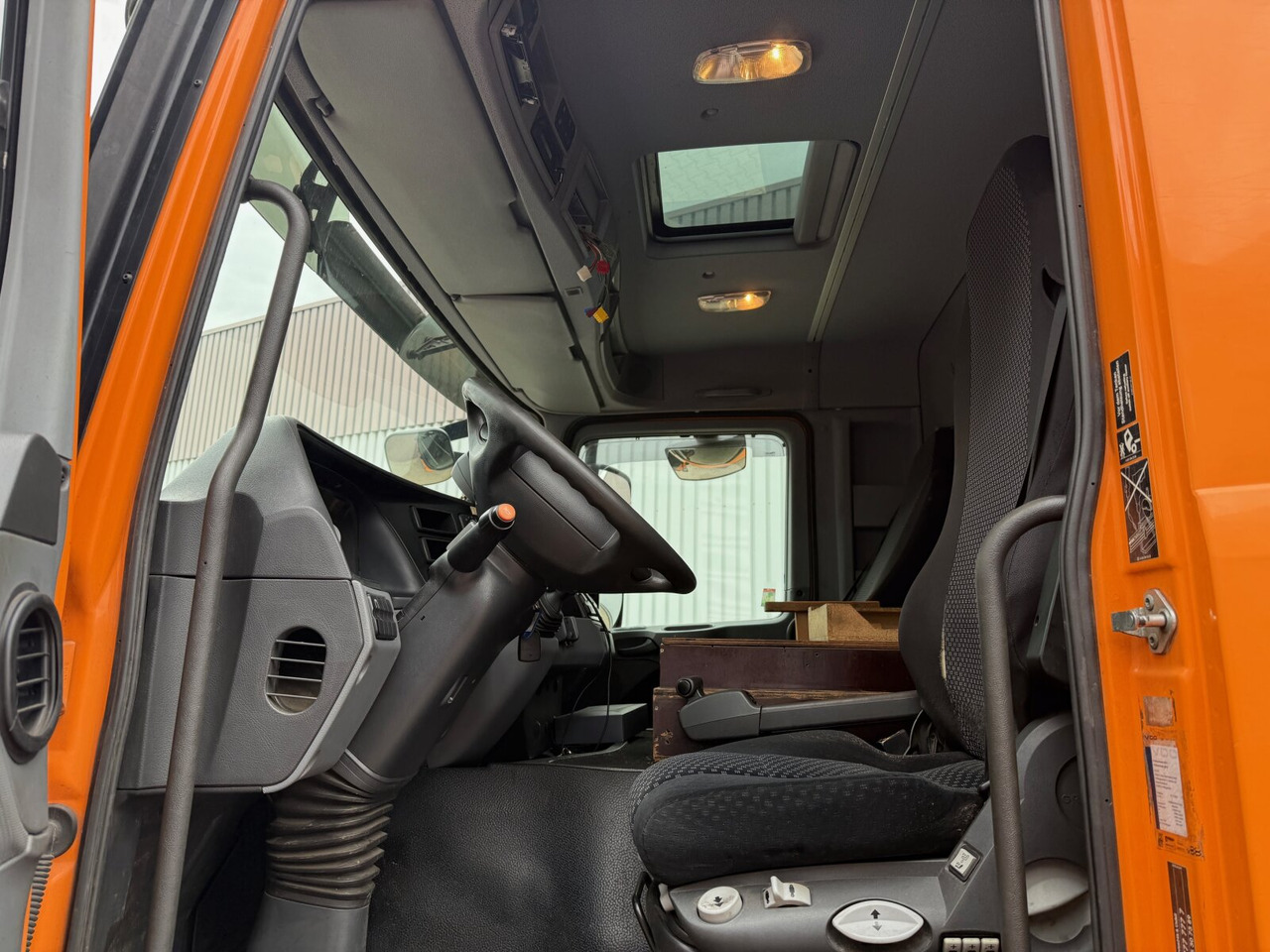 Mercedes-Benz Actros 2641/48 L 6x4 Actros 2641/48 L 6x4, Seilabroller, Haller Lotos, Zöller Schüttung - Sopbil: bild 2 Mercedes-Benz Actros 2641/48 L 6x4 Actros 2641/48 L 6x4, Seilabroller, Haller Lotos, Zöller Schüttung - Sopbil: bild 2