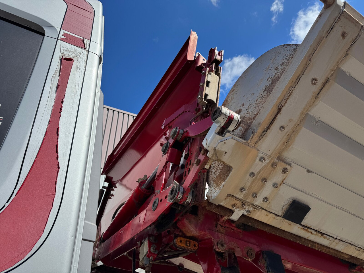 Mercedes-Benz Actros 2648 LK 6x4 Actros 2648 LK 6x4, Retarder, Bordmatik, Bi-Xenon - Tippbil lastbil: bild 2 Mercedes-Benz Actros 2648 LK 6x4 Actros 2648 LK 6x4, Retarder, Bordmatik, Bi-Xenon - Tippbil lastbil: bild 2