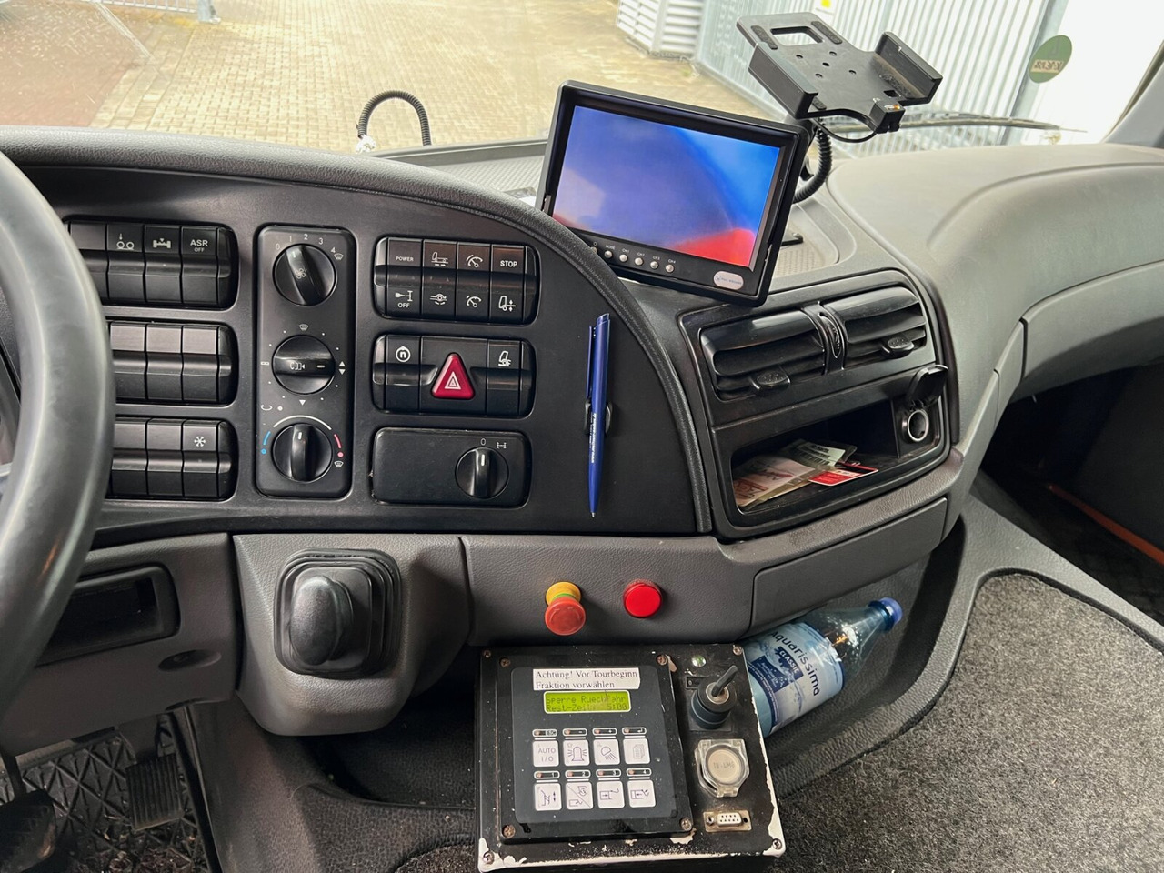 Mercedes-Benz Actros 3241 L 8x2/6 Actros 3241 L 8x2/6, 2x Lenkachse, Zöller Medium XL, Zöller-Schüttung - Sopbil: bild 5 Mercedes-Benz Actros 3241 L 8x2/6 Actros 3241 L 8x2/6, 2x Lenkachse, Zöller Medium XL, Zöller-Schüttung - Sopbil: bild 5