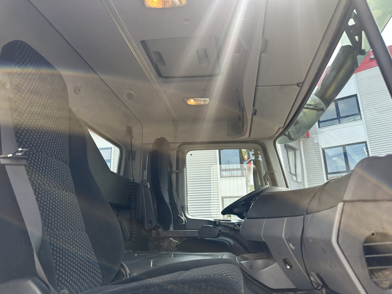 Mercedes-Benz Actros 3348 AK 6x6 Actros 3348 AK 6x6, Bordmatik links - Tippbil lastbil: bild 5 Mercedes-Benz Actros 3348 AK 6x6 Actros 3348 AK 6x6, Bordmatik links - Tippbil lastbil: bild 5